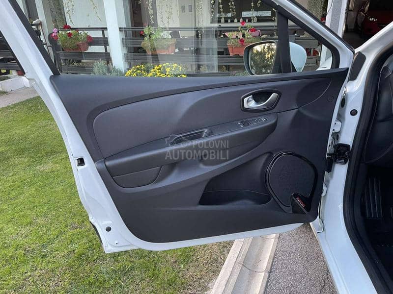 Renault Clio TCE 102000 K M CH