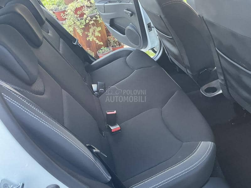 Renault Clio TCE 102000 K M CH