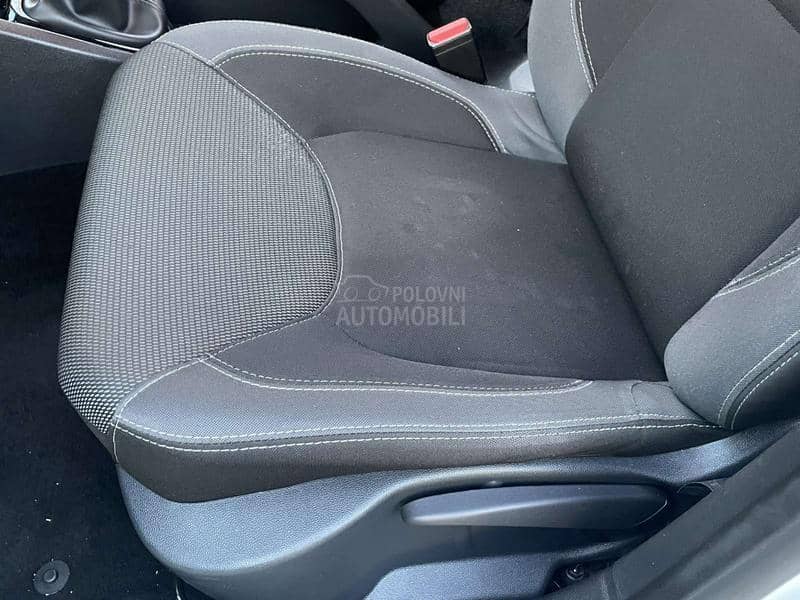 Renault Clio TCE 102000 K M CH