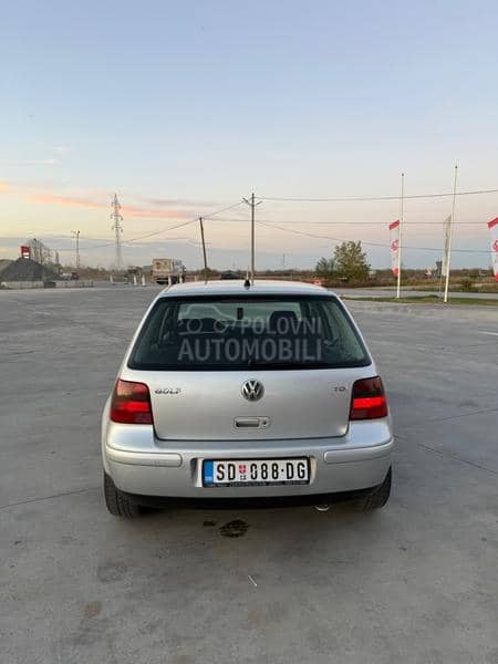 Volkswagen Golf 4 