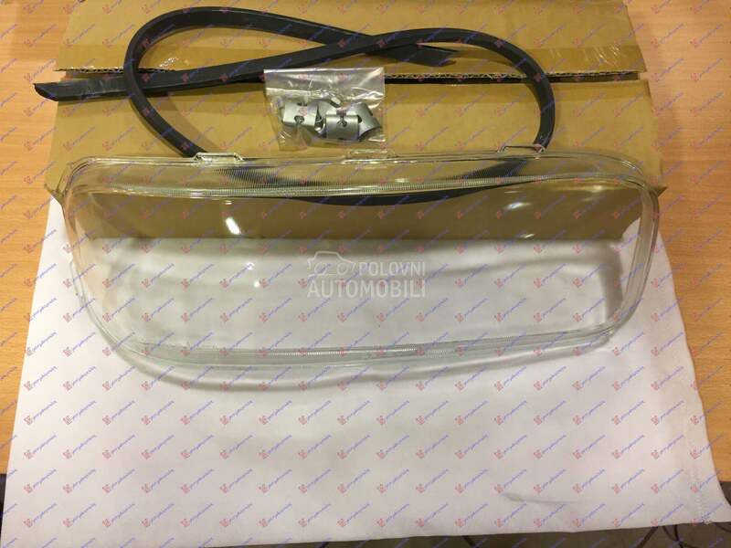 STAKLO FARA 04- Atego Desno