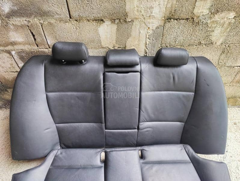 zadnja klupa kozna e90