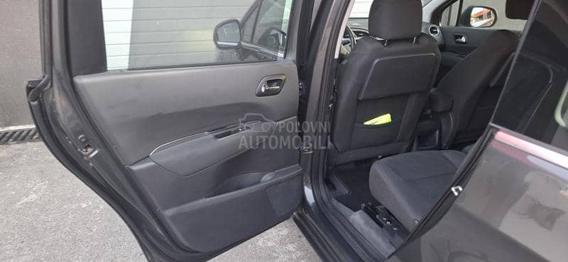 Peugeot 5008 1.6.HDi 7 sedi.šta