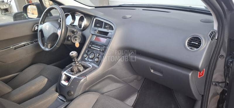 Peugeot 5008 1.6.HDi 7 sedi.šta