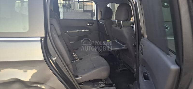 Peugeot 5008 1.6.HDi 7 sedi.šta