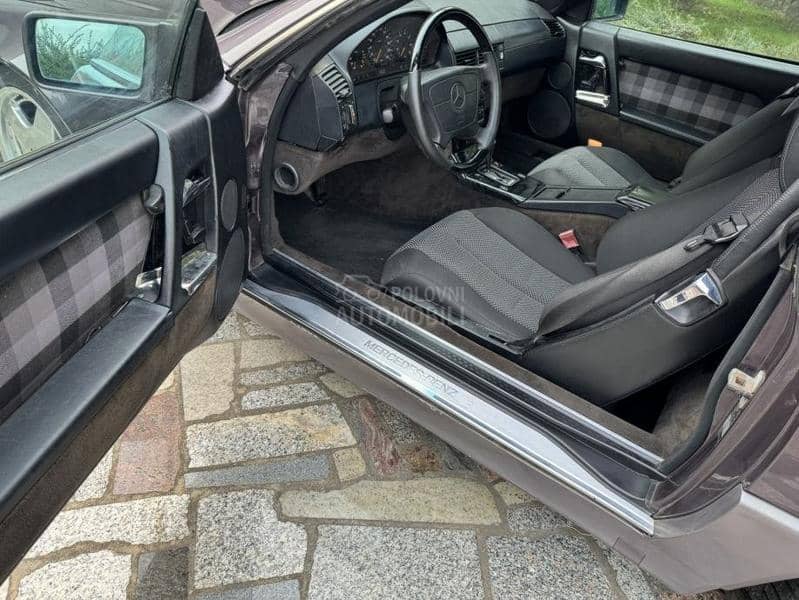 Mercedes Benz SL 300 