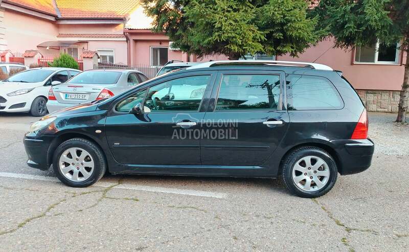 Peugeot 307 1.6 HDI 7 SEDISTA