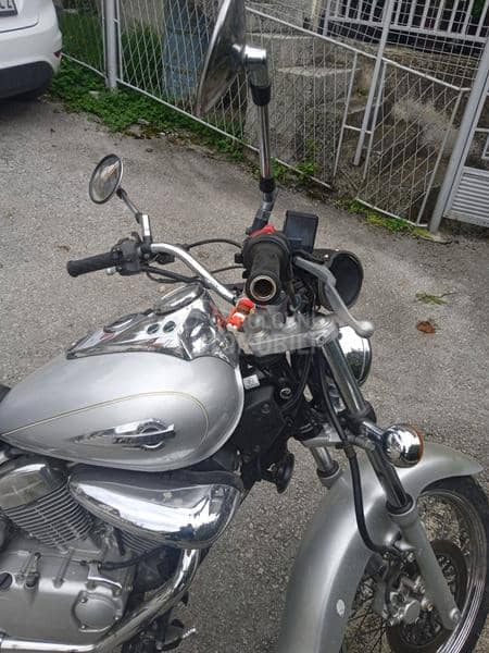 Suzuki Intruder