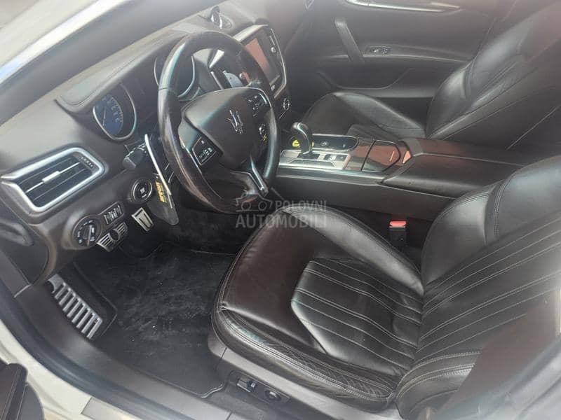 Maserati Ghibli 