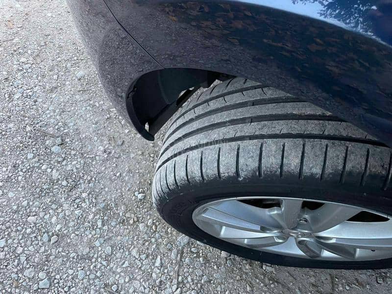 Toyota Auris NEMAČ KA  NO V