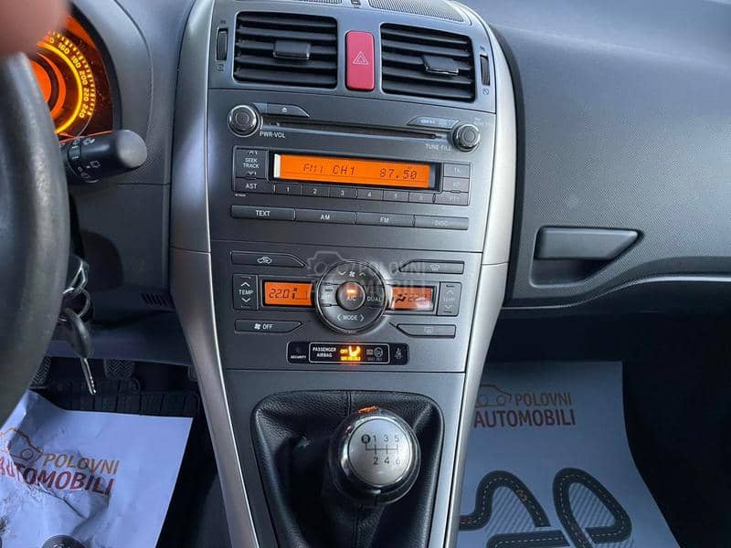 Toyota Auris NEMAČ KA  NO V