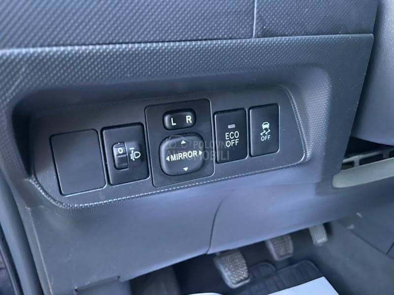 Toyota Auris NEMAČ KA  NO V