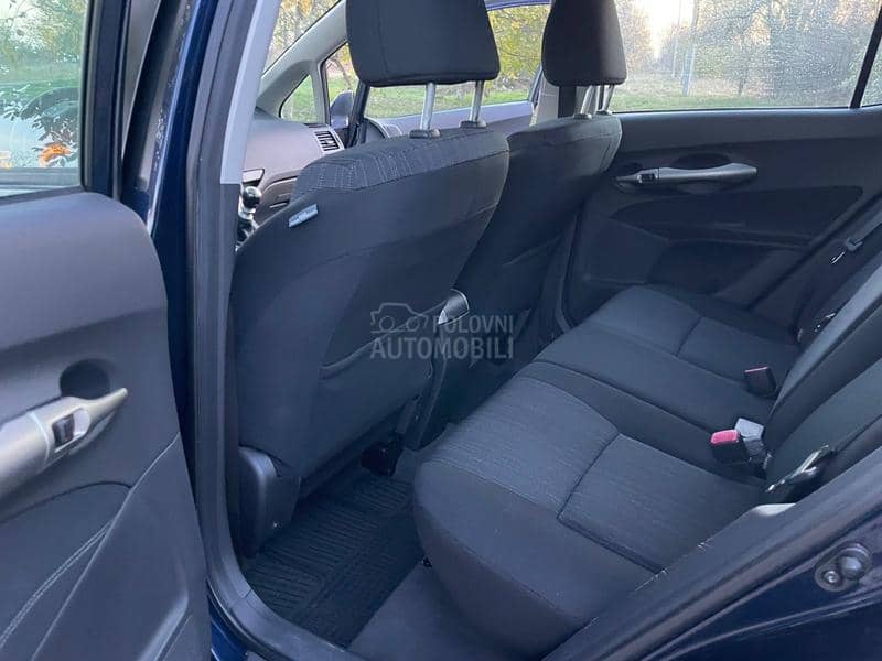 Toyota Auris NEMAČ KA  NO V