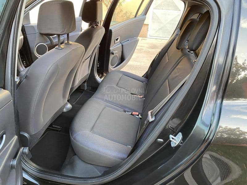 Renault Clio 1.2 16V CH