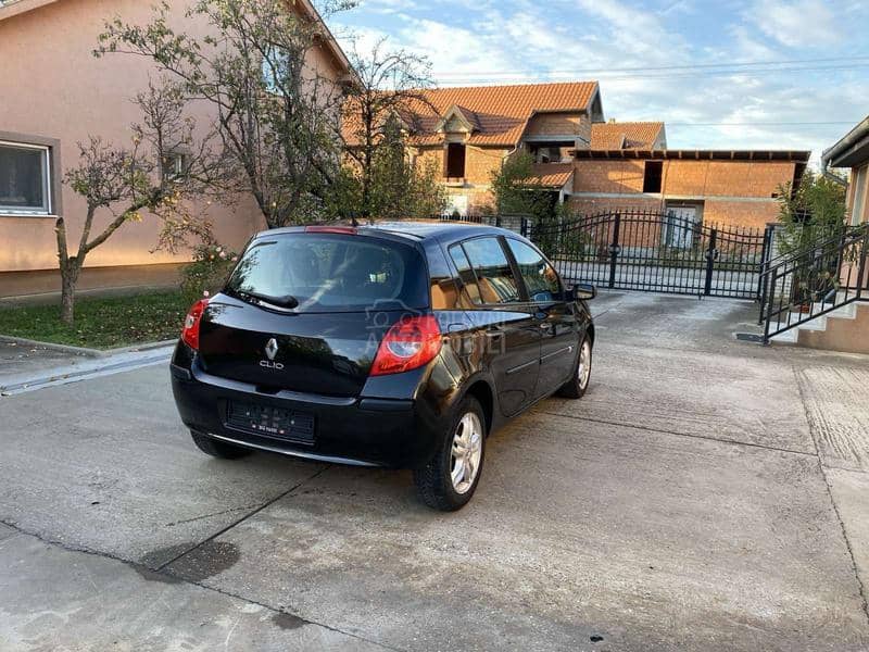 Renault Clio 1.2 16V CH