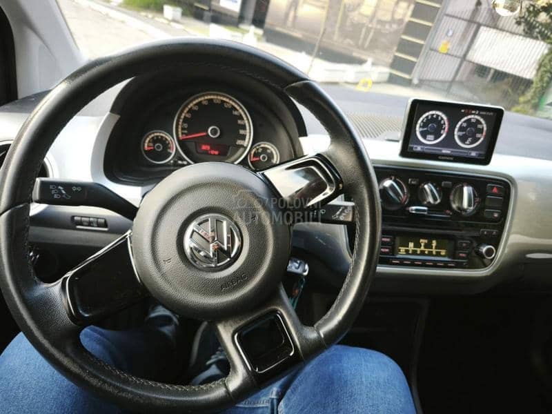 Volkswagen up! 
