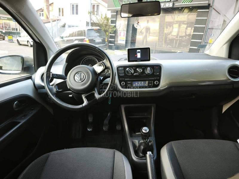 Volkswagen up! 
