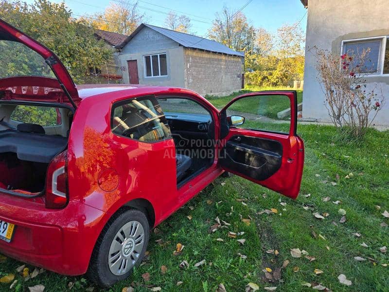 Volkswagen up! 