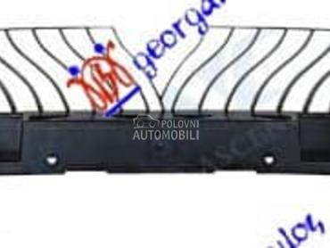 SINA ZADNJEG BRANIKA PLASTICNA za Volkswagen Golf 8 od 2019. do 2024. god.