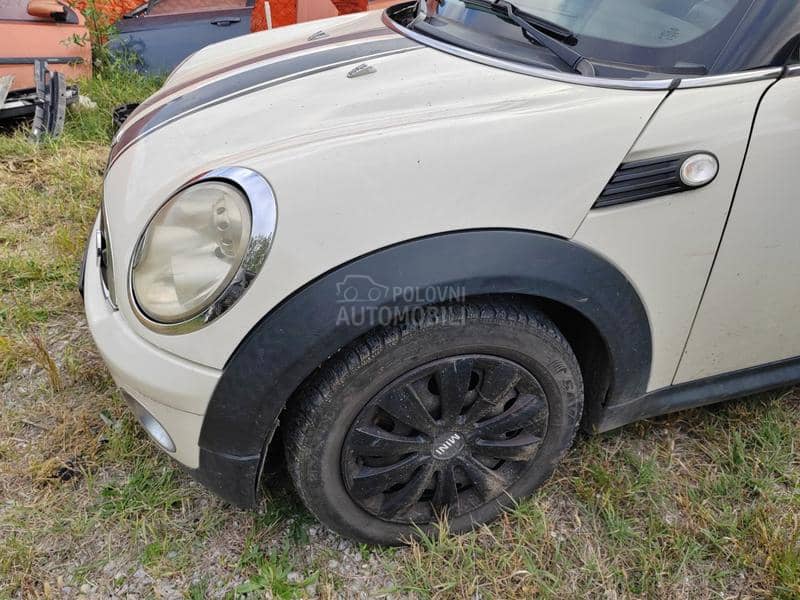 MINI Cooper 1.6b 2009. god. -  kompletan auto u delovima