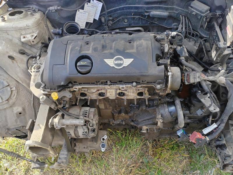 MINI Cooper 1.6b 2009. god. -  kompletan auto u delovima