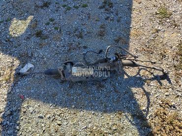 Volkswagen Passat B7 1.6tdi 2012. god. -  kompletan auto u delovima