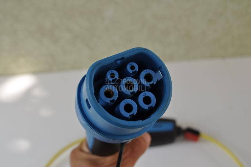 Mennekes punjac za EV Plug in