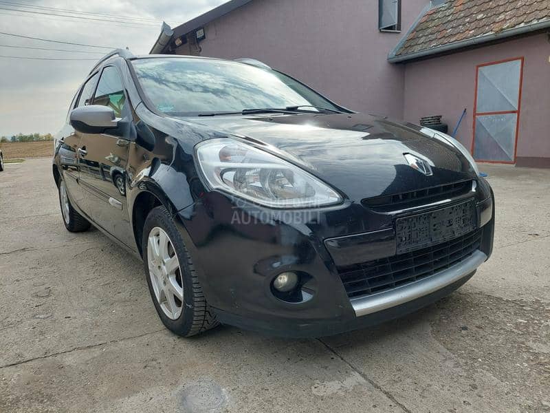 Renault Clio NIGT I DAY NAWI