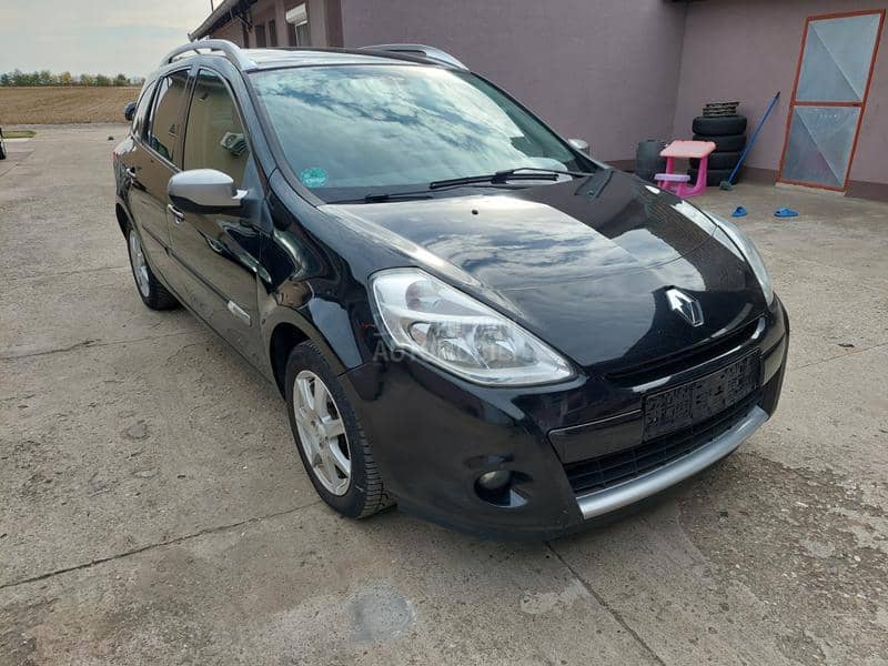 Renault Clio NIGT I DAY NAWI