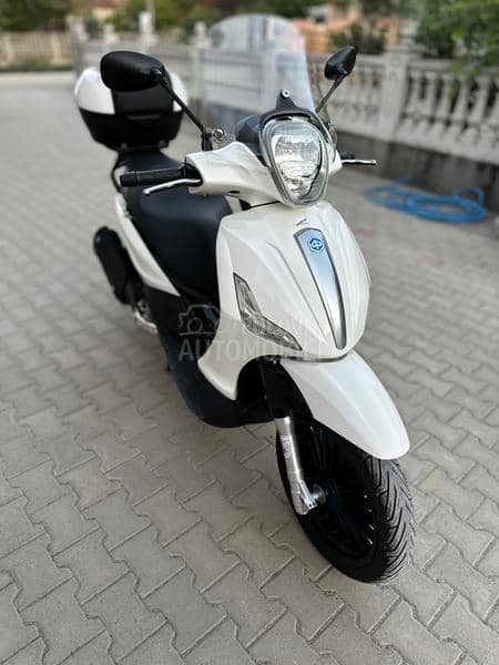 Piaggio Beverly