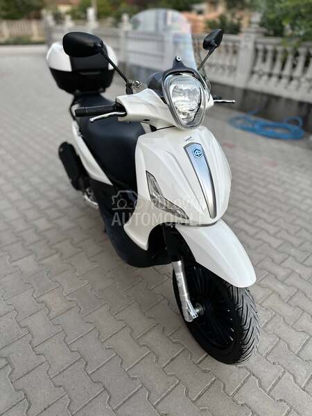 Piaggio Beverly