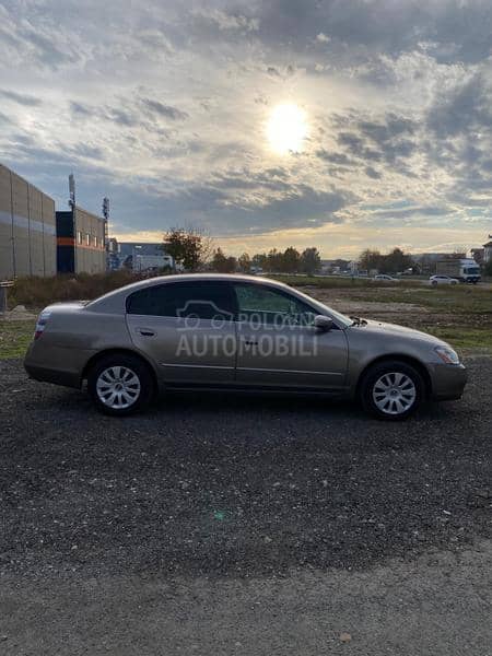 Nissan Altima 2.5s