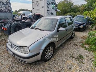 Volkswagen Golf 4 1.9 td 2002. god. -  kompletan auto u delovima