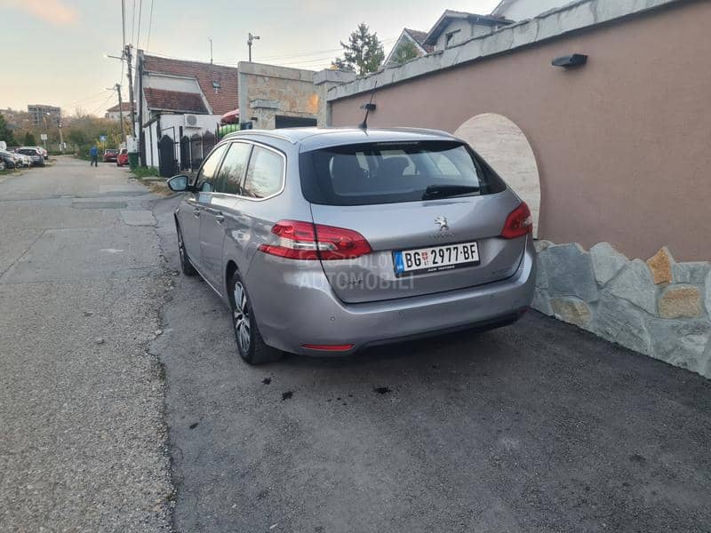 Peugeot 308 1.5  HDI V.Ser.