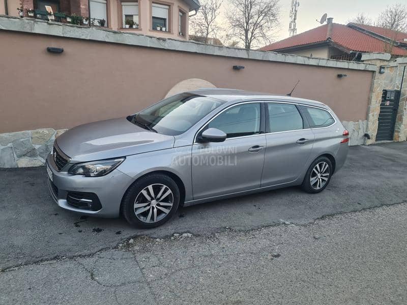 Peugeot 308 1.5  HDI V.Ser.