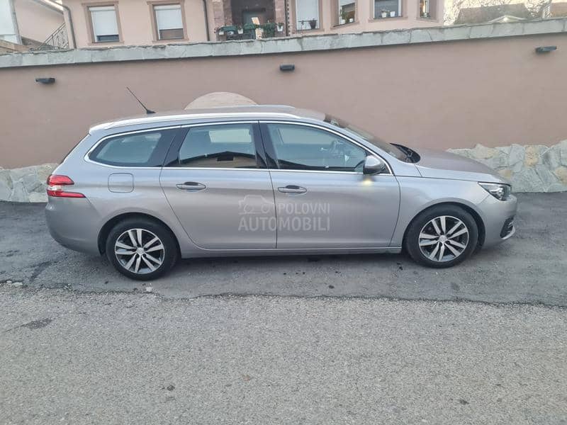 Peugeot 308 1.5  HDI V.Ser.