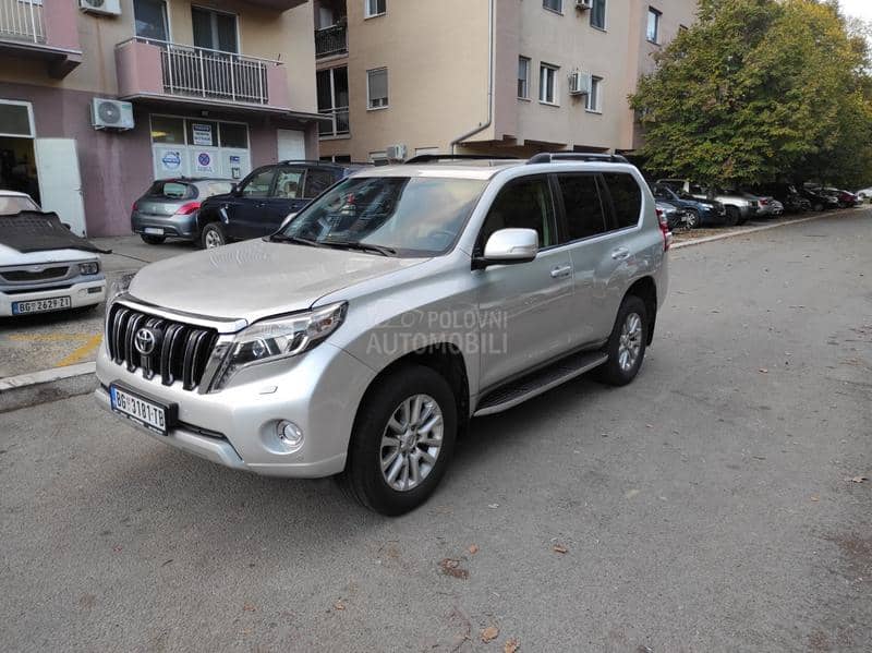 Toyota Land Cruiser 