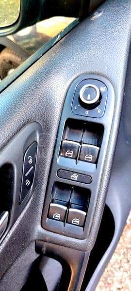 Volkswagen Golf 6 2.0 TDI /HIGHLINE/