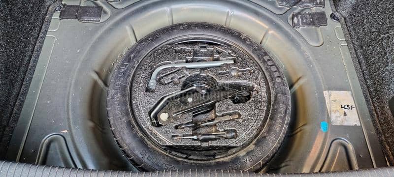 Volkswagen Golf 6 2.0 TDI /HIGHLINE/