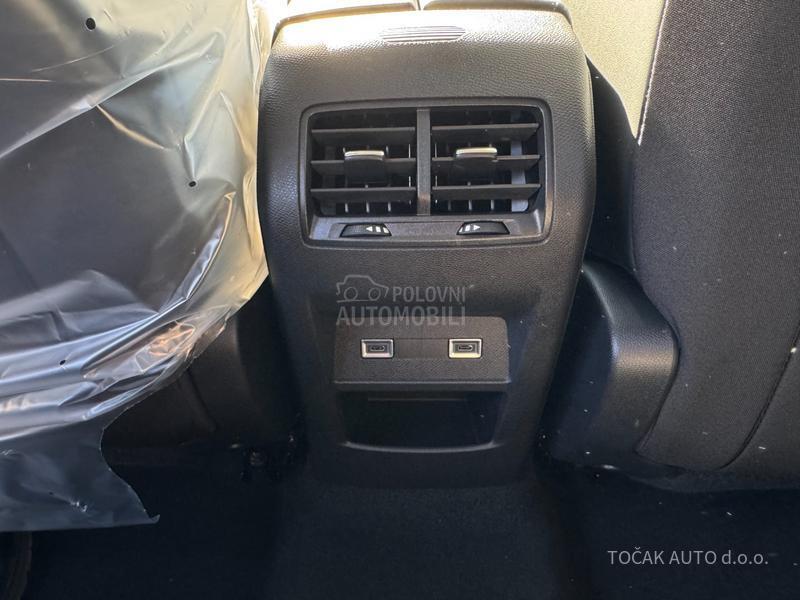 Peugeot 408 Allure 1.6E 215 AT