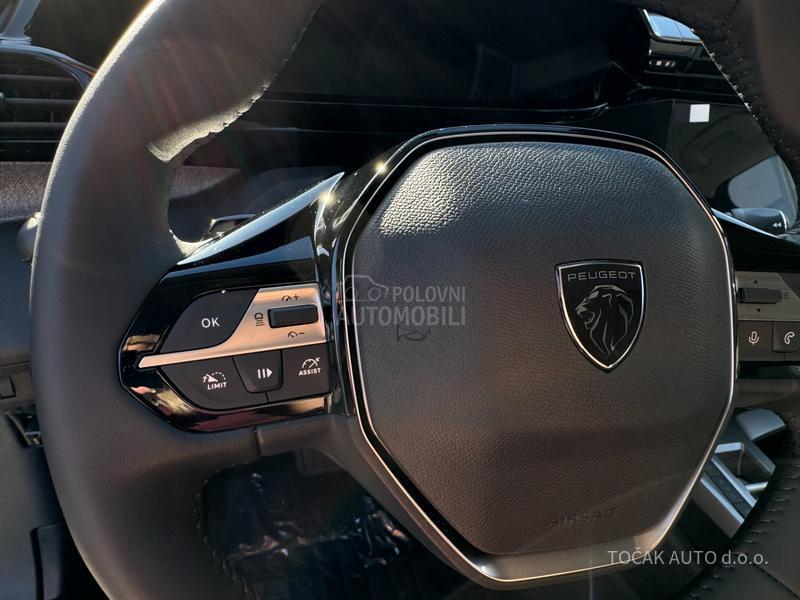 Peugeot 408 Allure 1.6E 215 AT