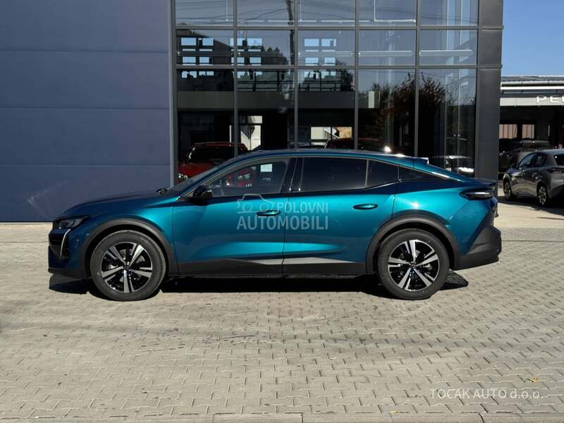 Peugeot 408 Allure 1.6E 215 AT