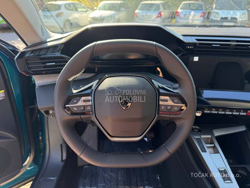 Peugeot 408 Allure 1.6E 215 AT