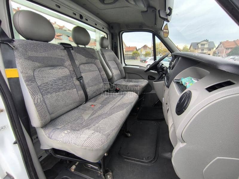 Renault Master 2.5