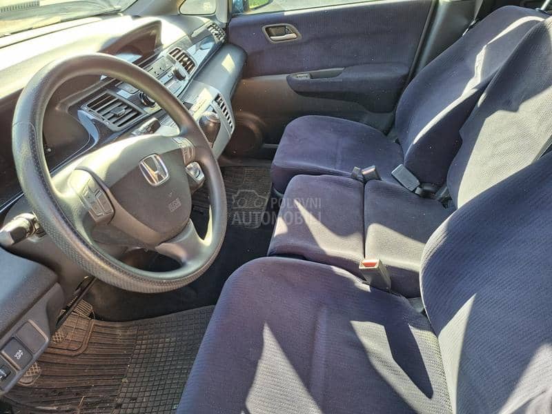Honda FR-V honda 6 sediste