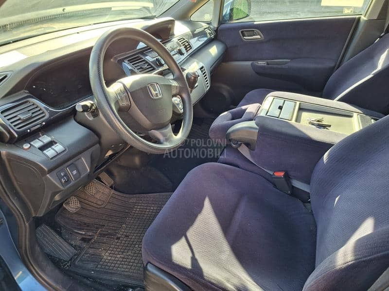 Honda FR-V honda 6 sediste