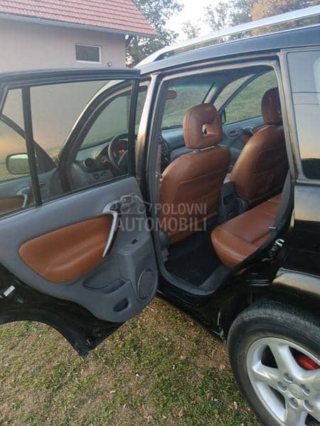 Toyota RAV 4 2.0  D 4