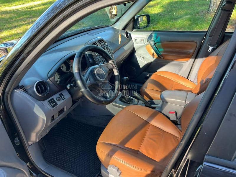 Toyota RAV 4 2.0  D 4
