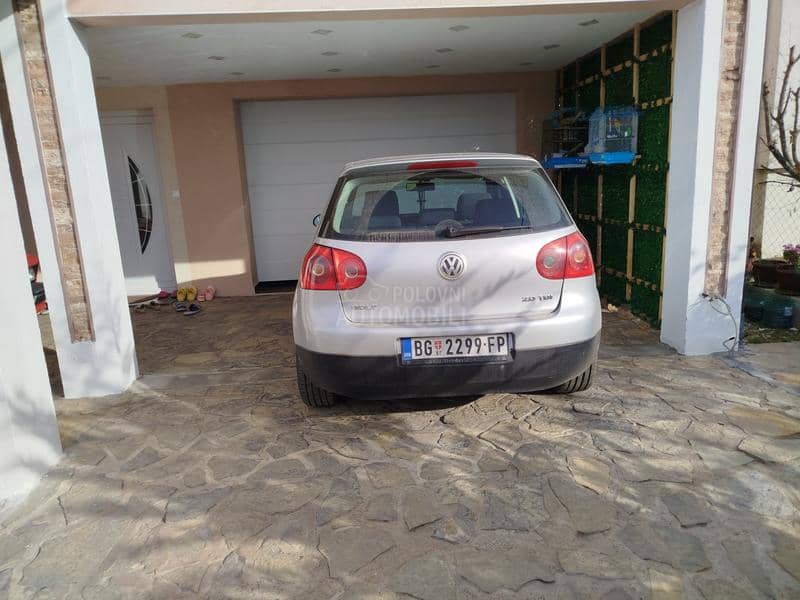 Volkswagen Golf 5 2.0 tdi