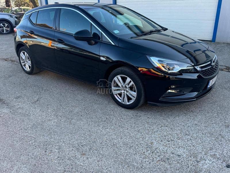 Opel Astra K 1.6 BICDTI DYNAMIC